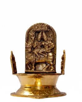 Brass Pradosa Lamp