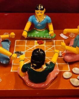 Thaayam game play Set
