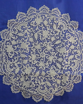 Lace Work Table Mat