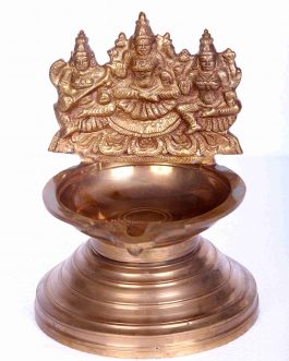 Brass Mupperum Deviyar Lamp
